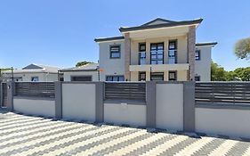 Elmed Guest House